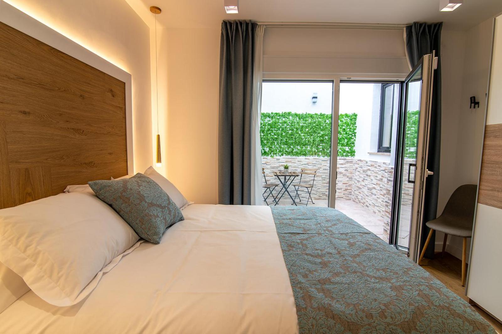 Mq Suites Veronica Valdepenas Luaran gambar
